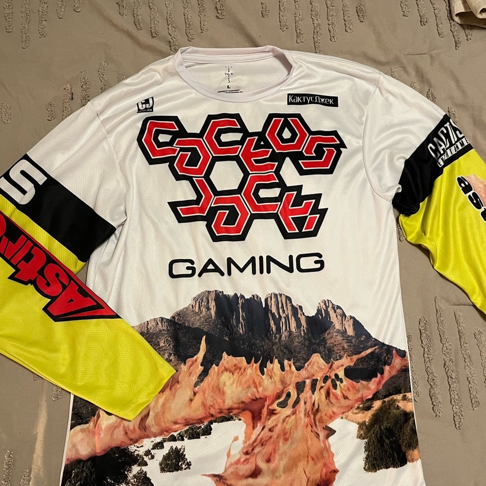 Cactus Jack Gaming Long Sleeve Shirt